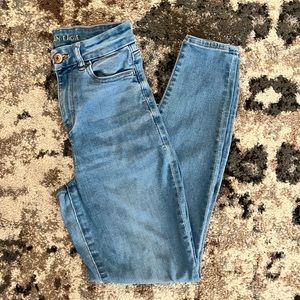 American Eagle curvy high rise jegging size 2